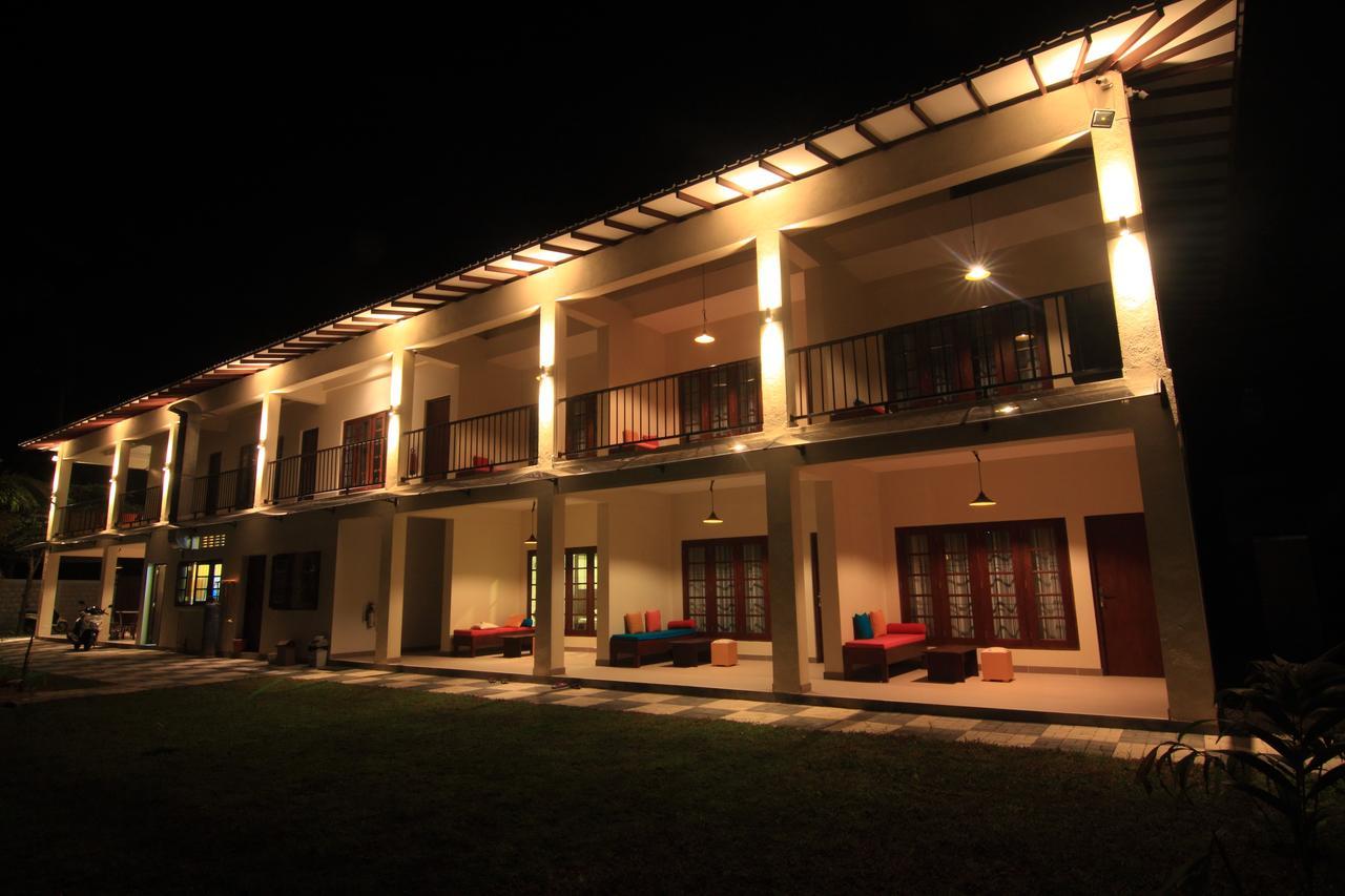 Jj'S Hostel Mirissa Extérieur photo