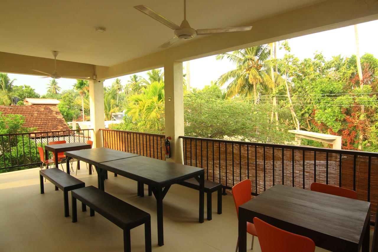 Jj'S Hostel Mirissa Extérieur photo