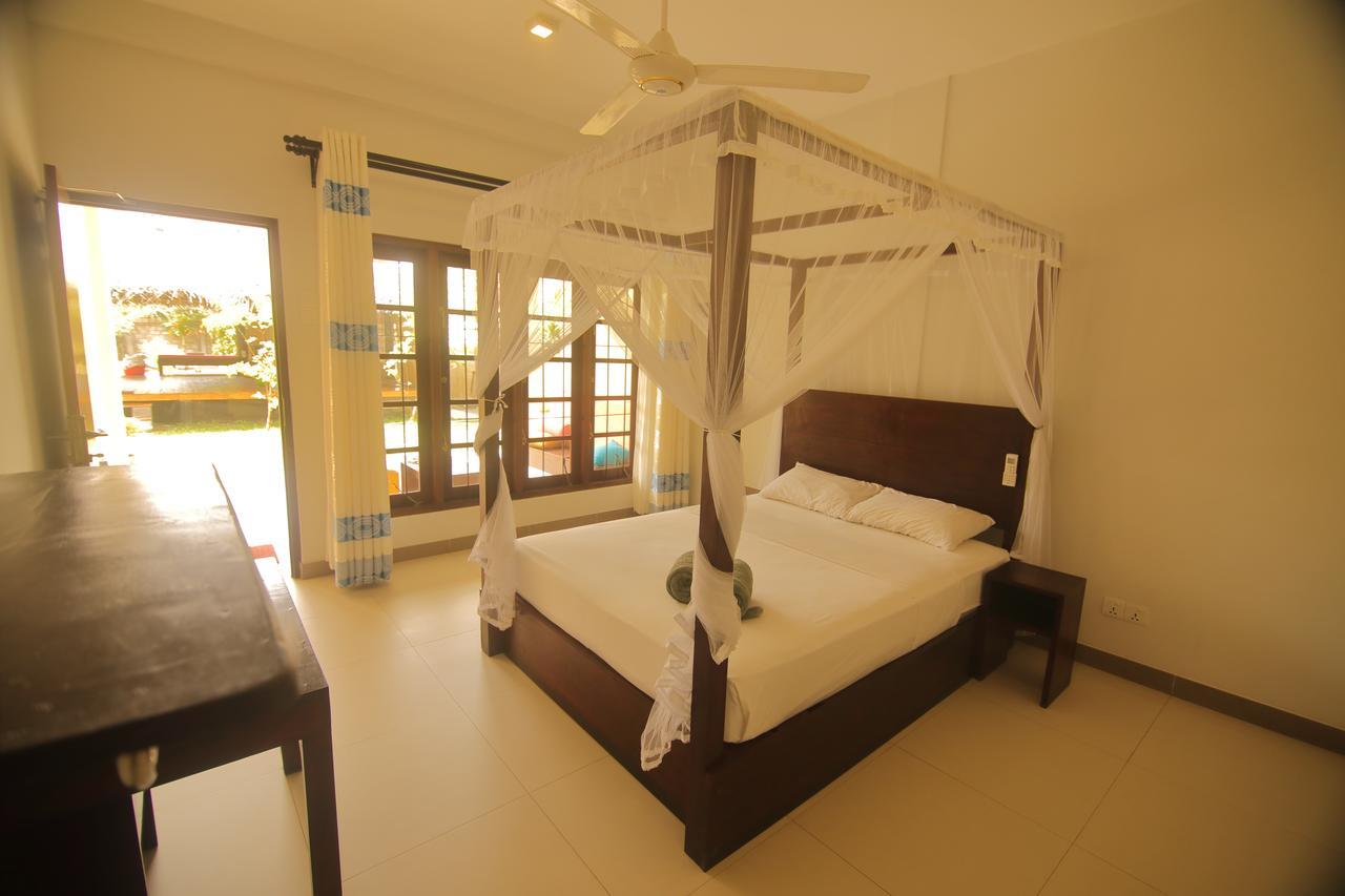 Jj'S Hostel Mirissa Extérieur photo